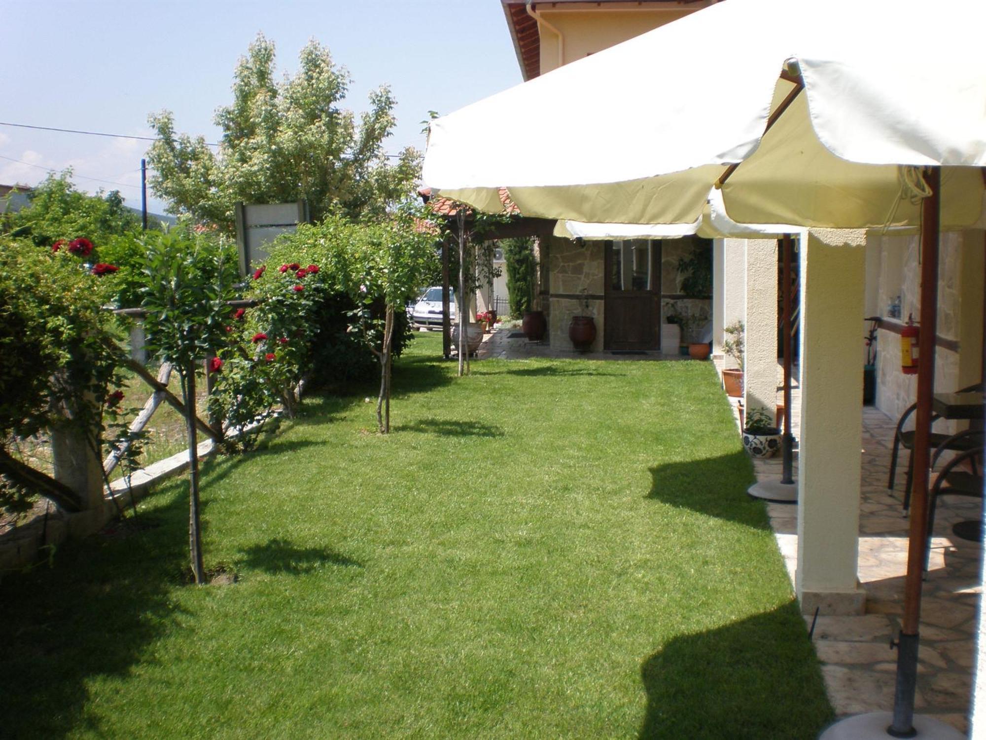 Olympia Guesthouse Vergina Exterior photo